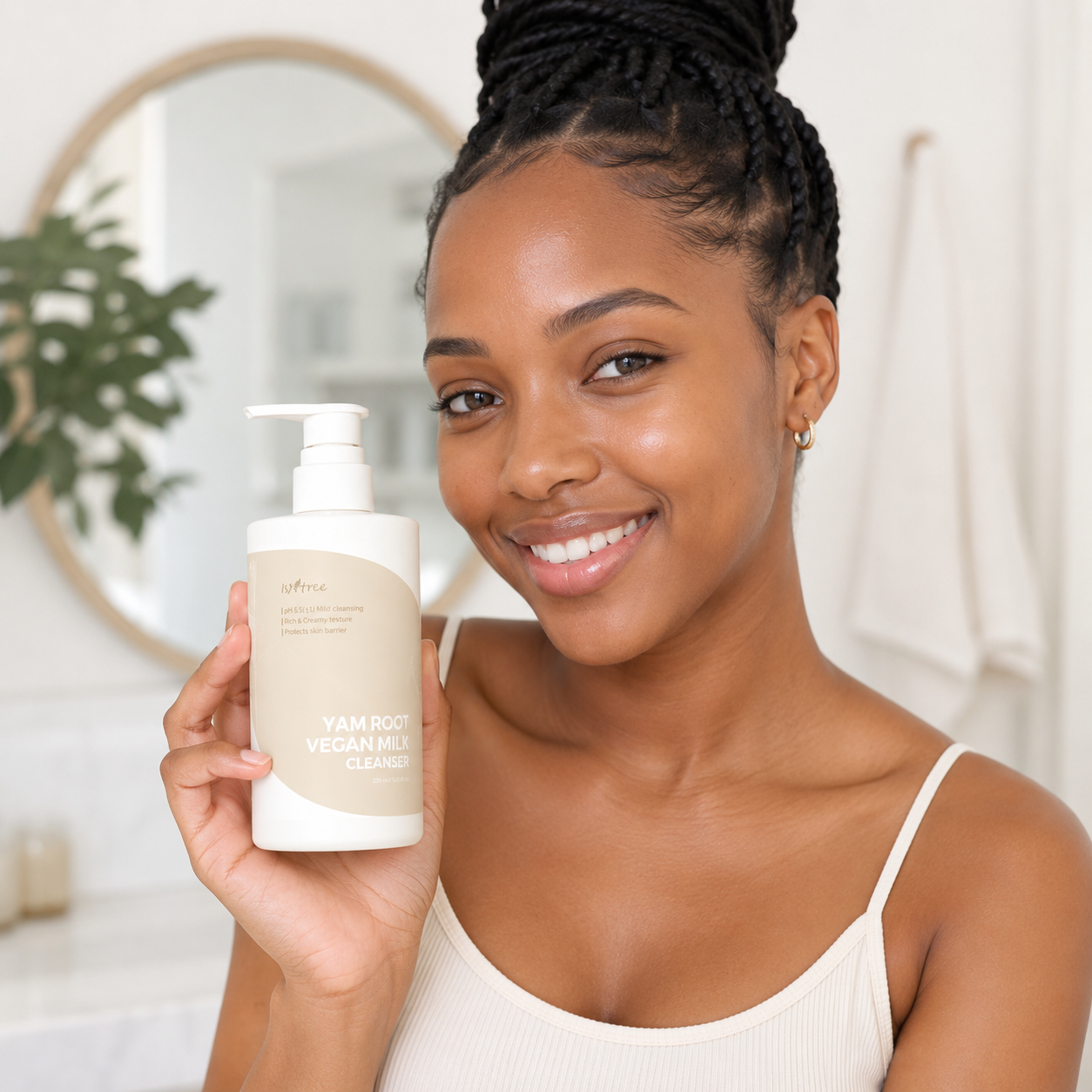 Éssora Isntree Yam Root Vegan Milk Cleanser